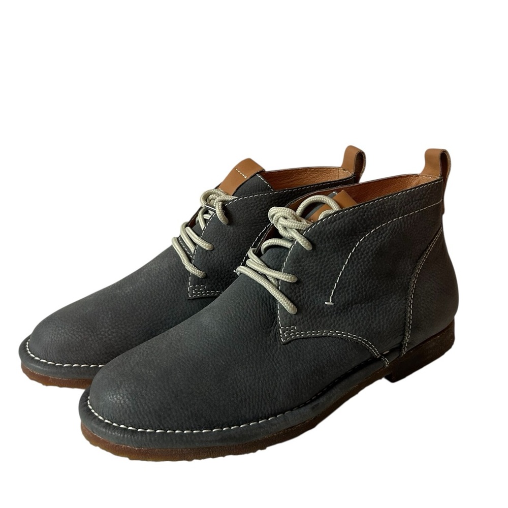 Gentle souls by Kenneth Cole Albert chukka boots Gray Leather mens size US 7.5M
